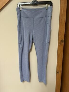 Lululemon Invigorate Tight 25" Womens 10 Heathered Light Blue High Rise Pockets